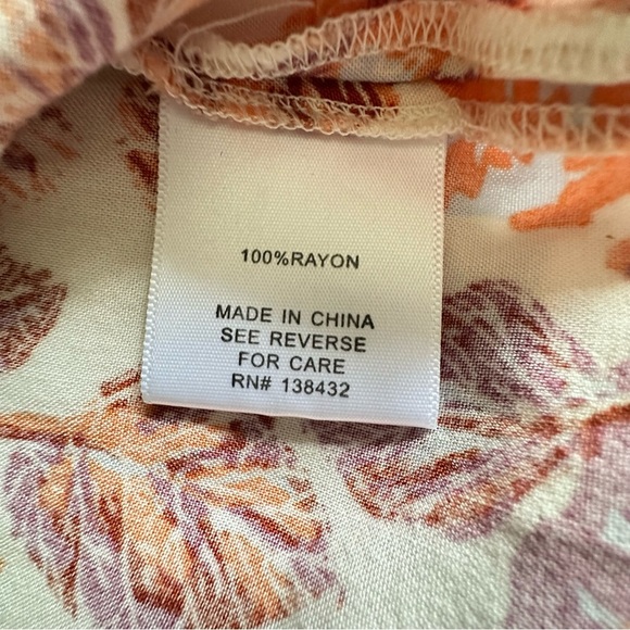 Modcloth Womens Floral Leaf Sleeveless Button Detail Empire Tie Waist Top Sz S - Picture 10 of 11